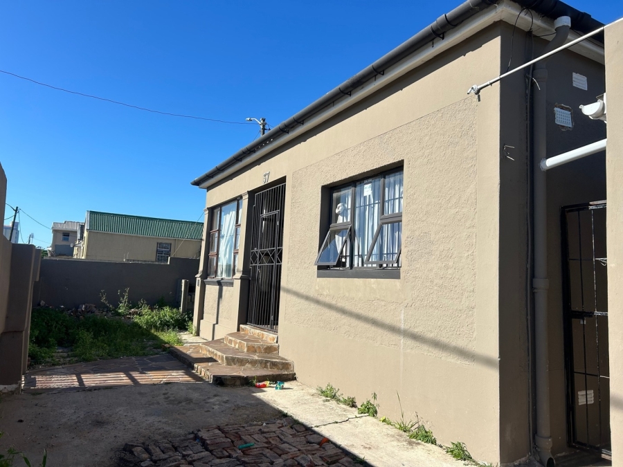 3 Bedroom Property for Sale in Quigney Eastern Cape